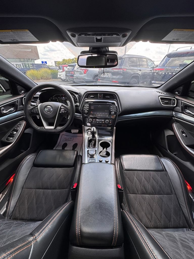 Used 2019 Nissan Maxima SR w/ Premium Package FWD image 18