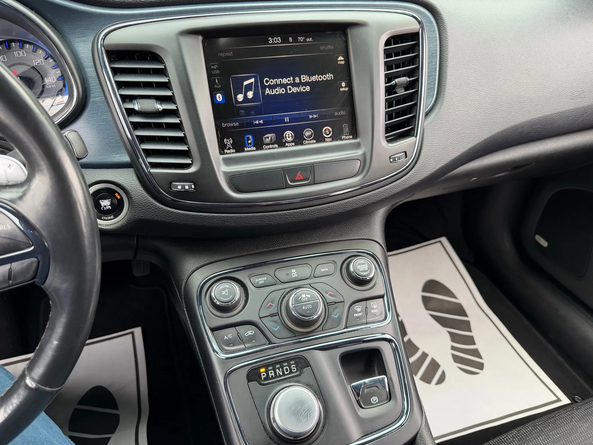 Used 2015 Chrysler 200 S w/ Navigation & Sound Group I image 36