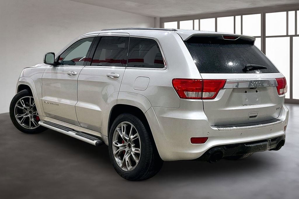 Used 2012 Jeep Grand Cherokee SRT8 w/ Luxury Group II image 13