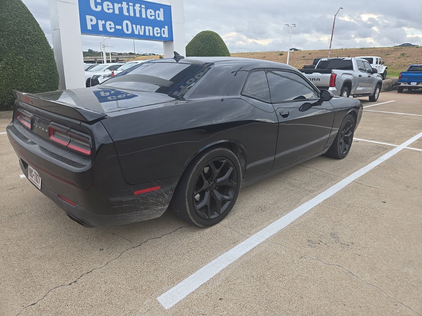 Used 2016 Dodge Challenger SXT Plus RWD image 5