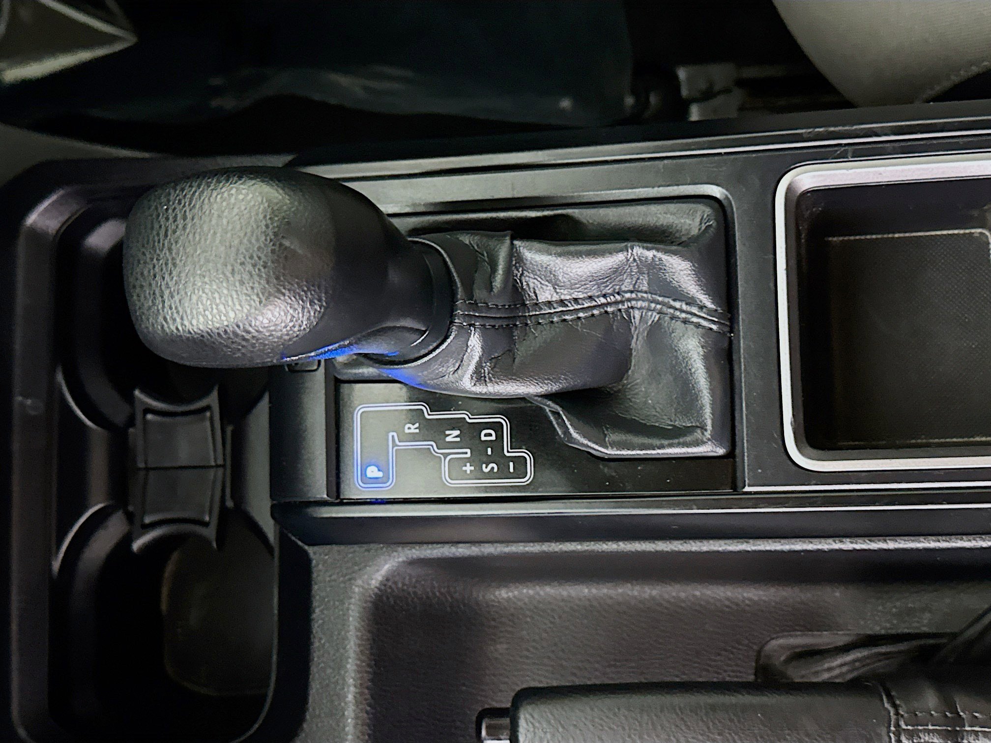 Used 2020 Toyota Tacoma SR w/ SX Package image 20