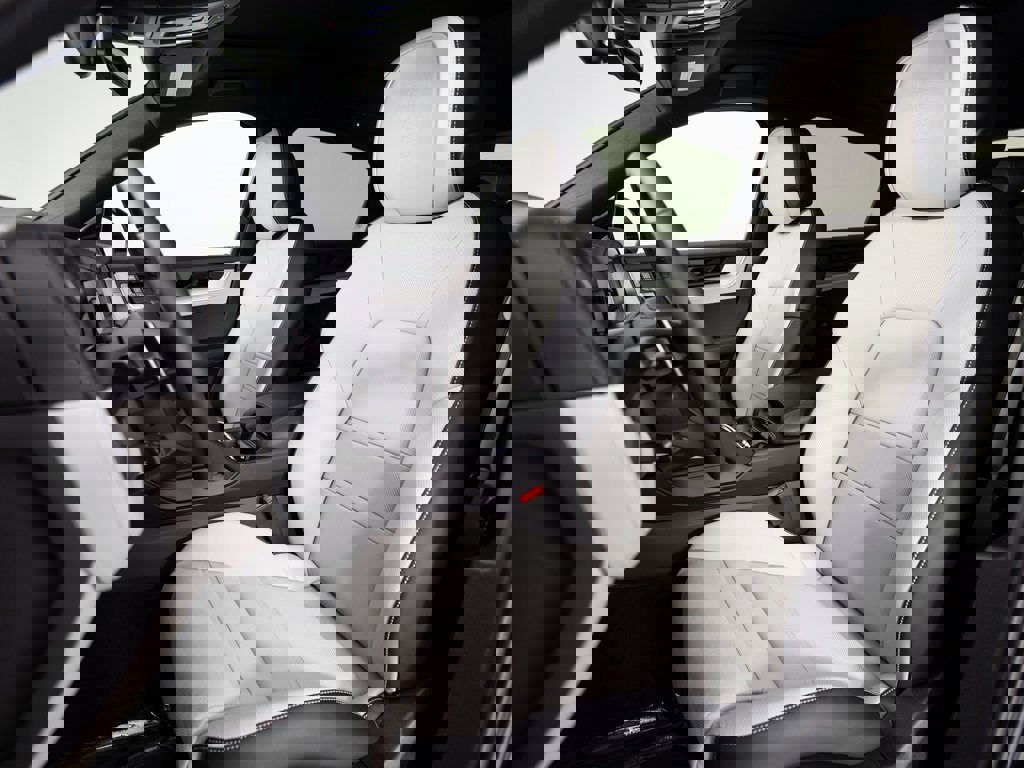 New 2025 Porsche Cayenne S image 18