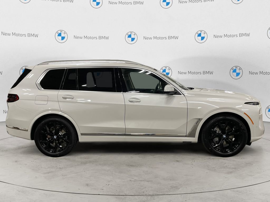 New 2026 BMW X7 xDrive40i image 6