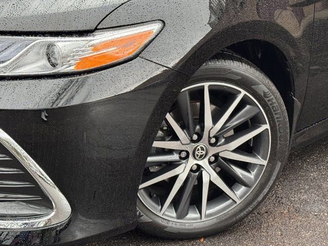 Used 2024 Toyota Camry XLE w/ Cold Weather Package image 29