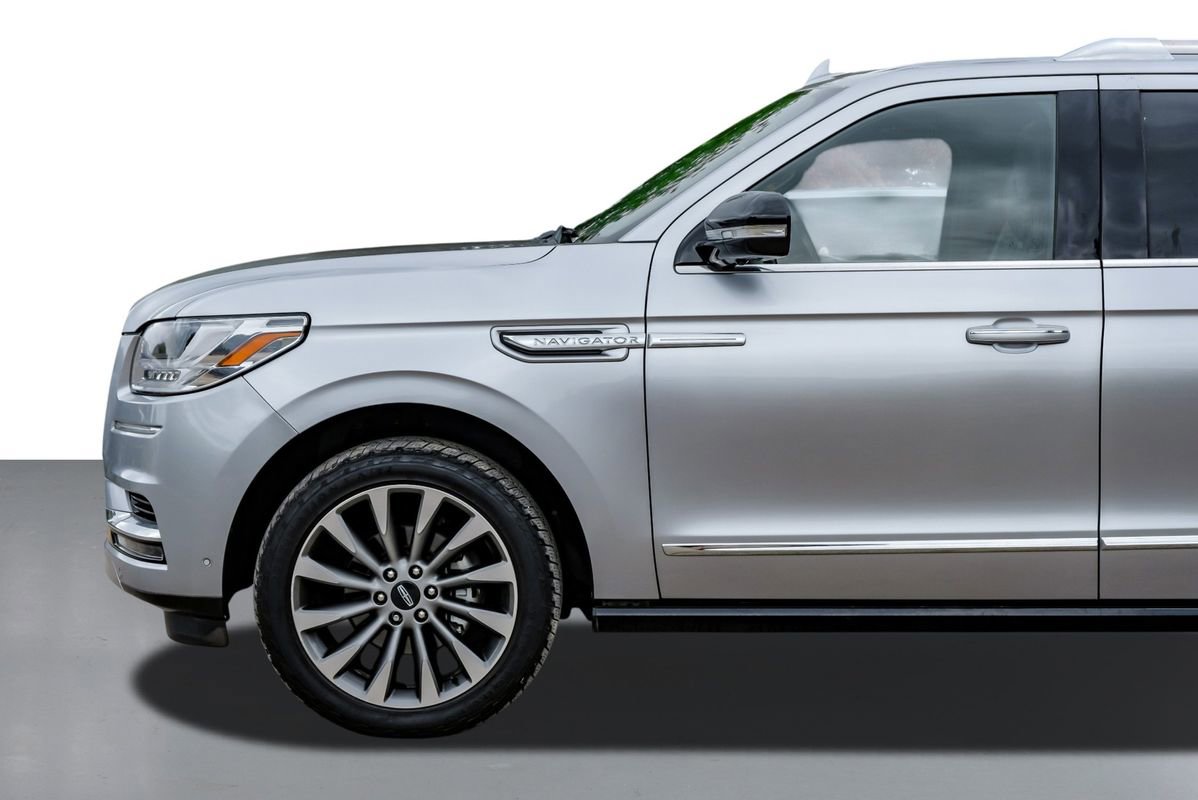 Used 2020 Lincoln Navigator L Reserve RWD image 10
