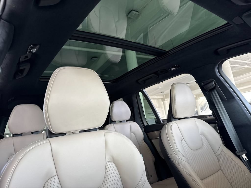 New 2026 Volvo XC90 T8 Ultra w/ Lounge Package AWD/4WD image 17