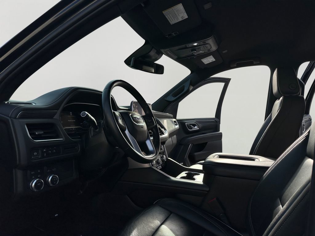 Used 2024 GMC Yukon SLT image 9