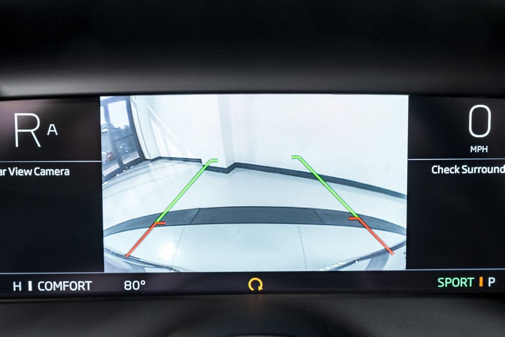 Used 2026 McLaren 750S RWD image 16