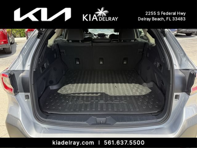 Used 2023 Subaru Outback Touring AWD/4WD image 8