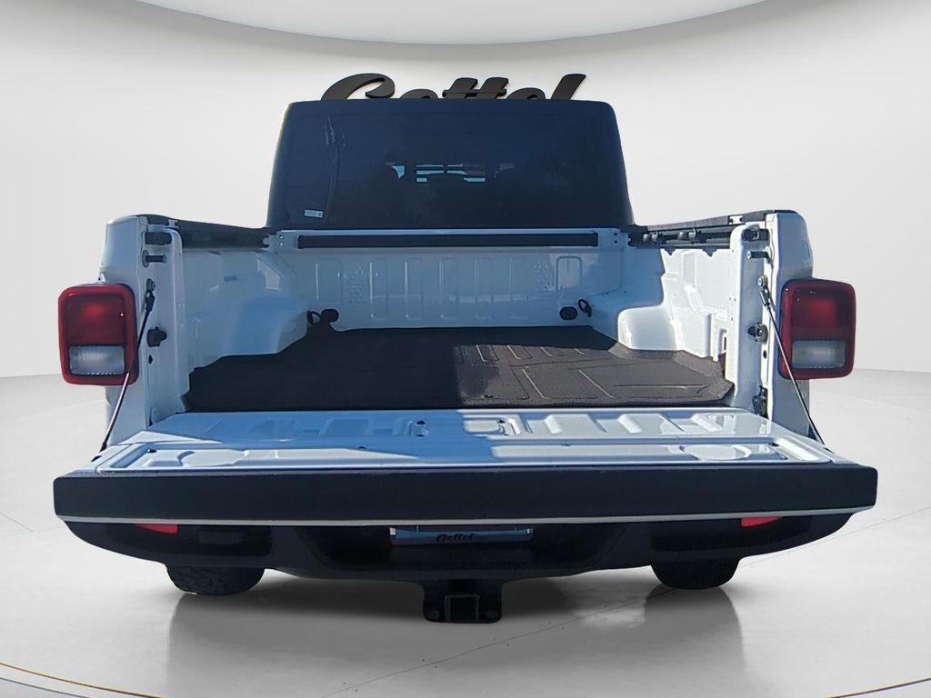 Used 2022 Jeep Gladiator Willys image 20