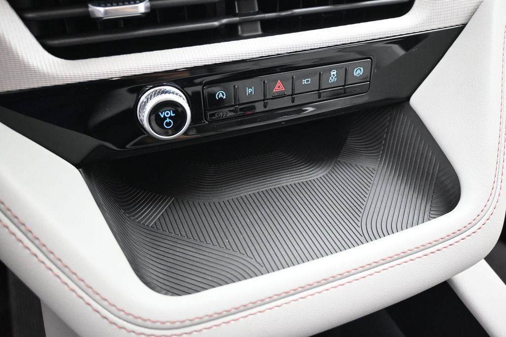 New 2026 Ford Explorer Active w/ Active Comfort Package RWD image 16