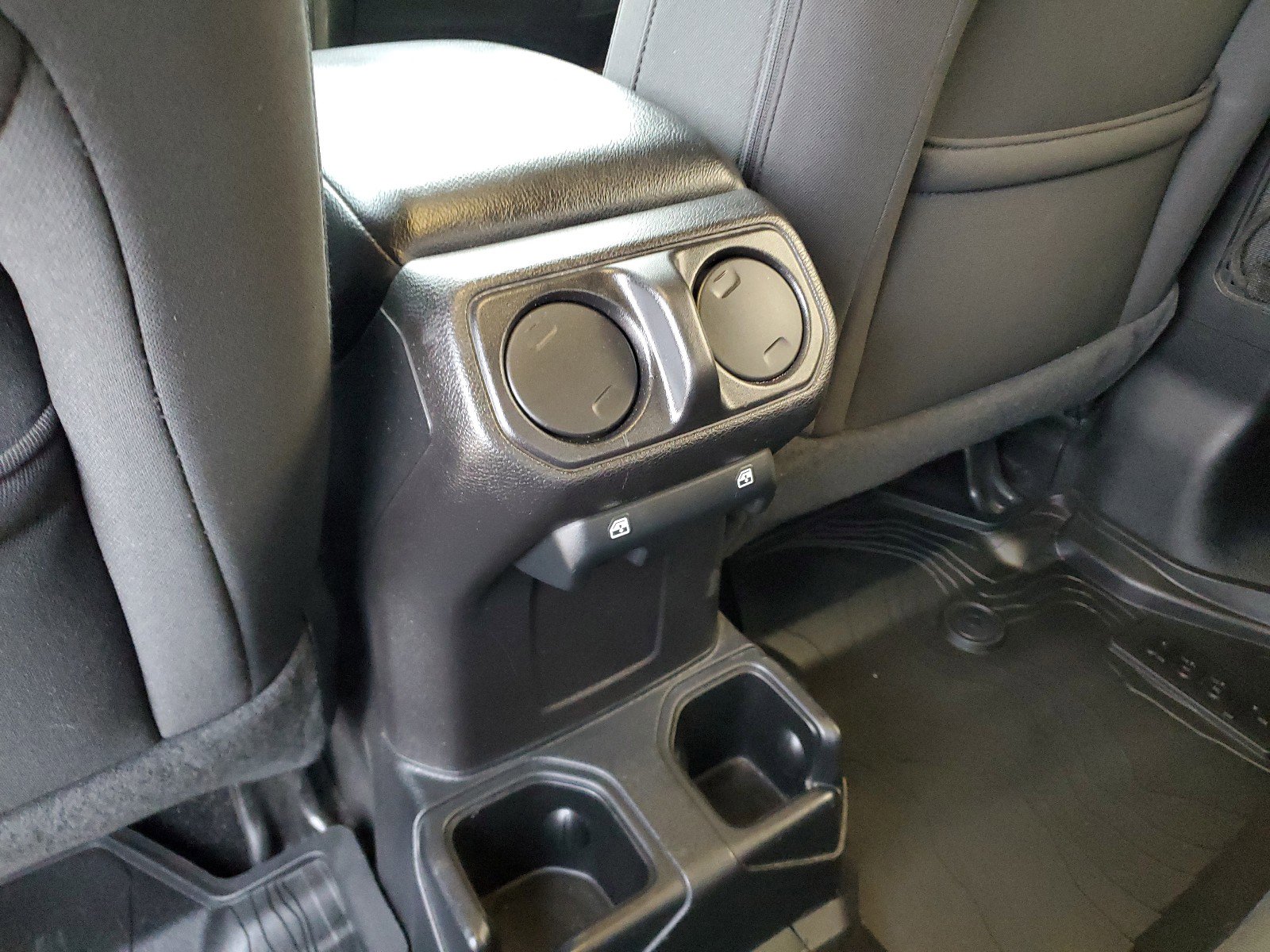 Certified 2020 Jeep Gladiator Sport w/ Quick Order Package 24S image 14