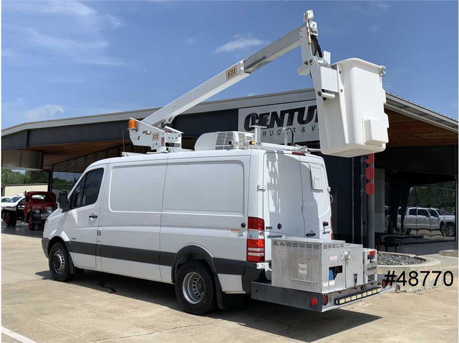 Used 2013 Mercedes-Benz Sprinter 3500 image 9