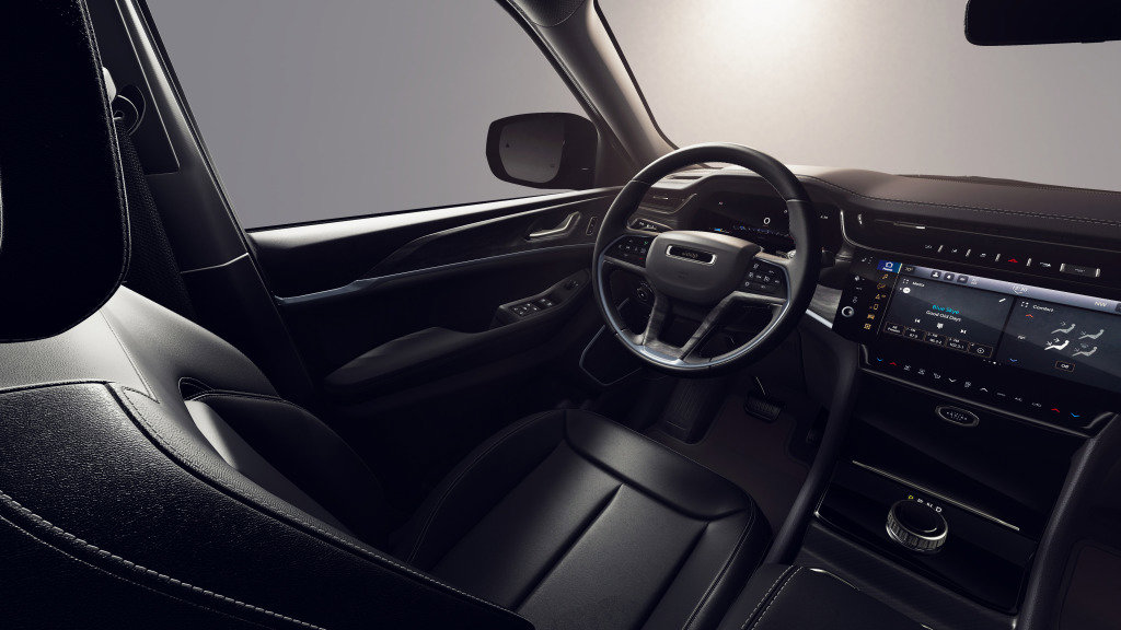 New 2026 Jeep Grand Cherokee L Limited image 8