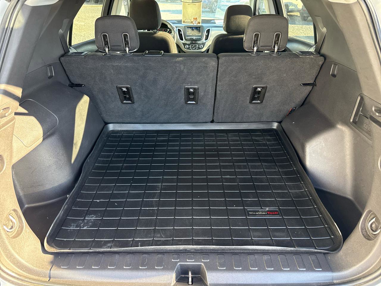 Used 2019 Chevrolet Equinox LT image 18