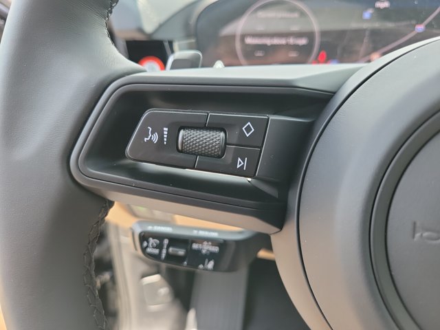 New 2026 Porsche Cayenne Coupe AWD/4WD image 29