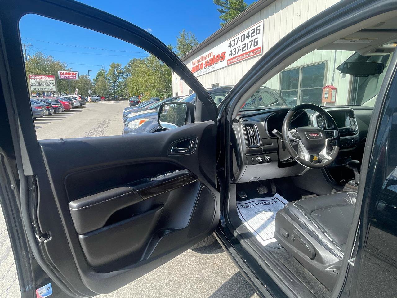 Used 2017 GMC Canyon SLT image 11