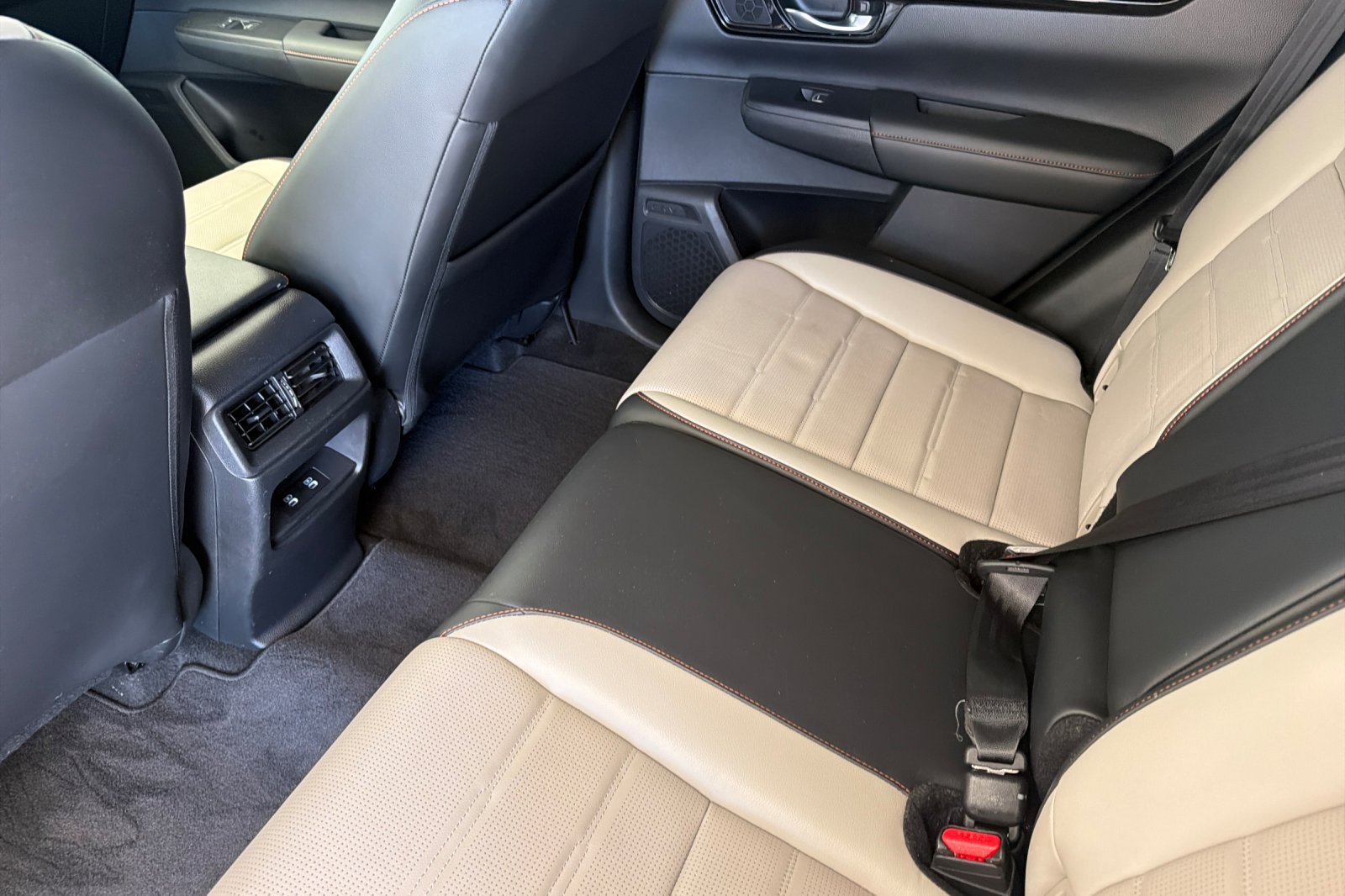 Used 2023 Honda CR-V Sport Touring image 13