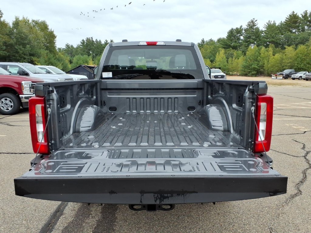 New 2027 Ford F250 XL w/ XL Chrome Package AWD/4WD image 8