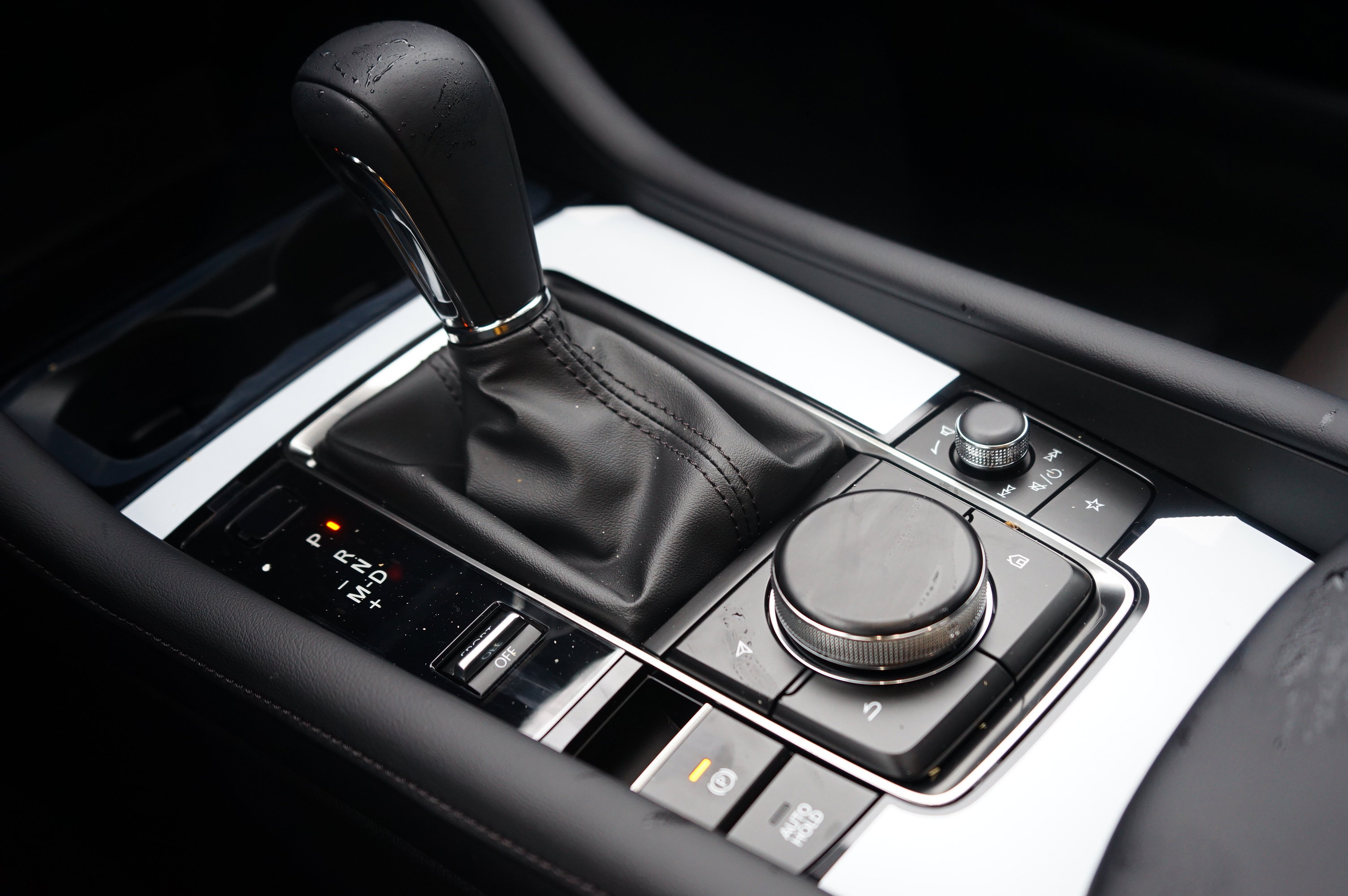 New 2026 MAZDA MAZDA3 2.5 Turbo Sedan w/Premium Plus image 21