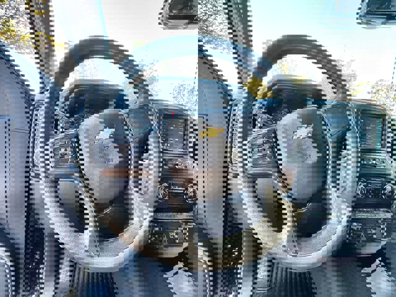 Used 2025 Chevrolet Silverado 2500 Custom w/ Custom Value Package image 11