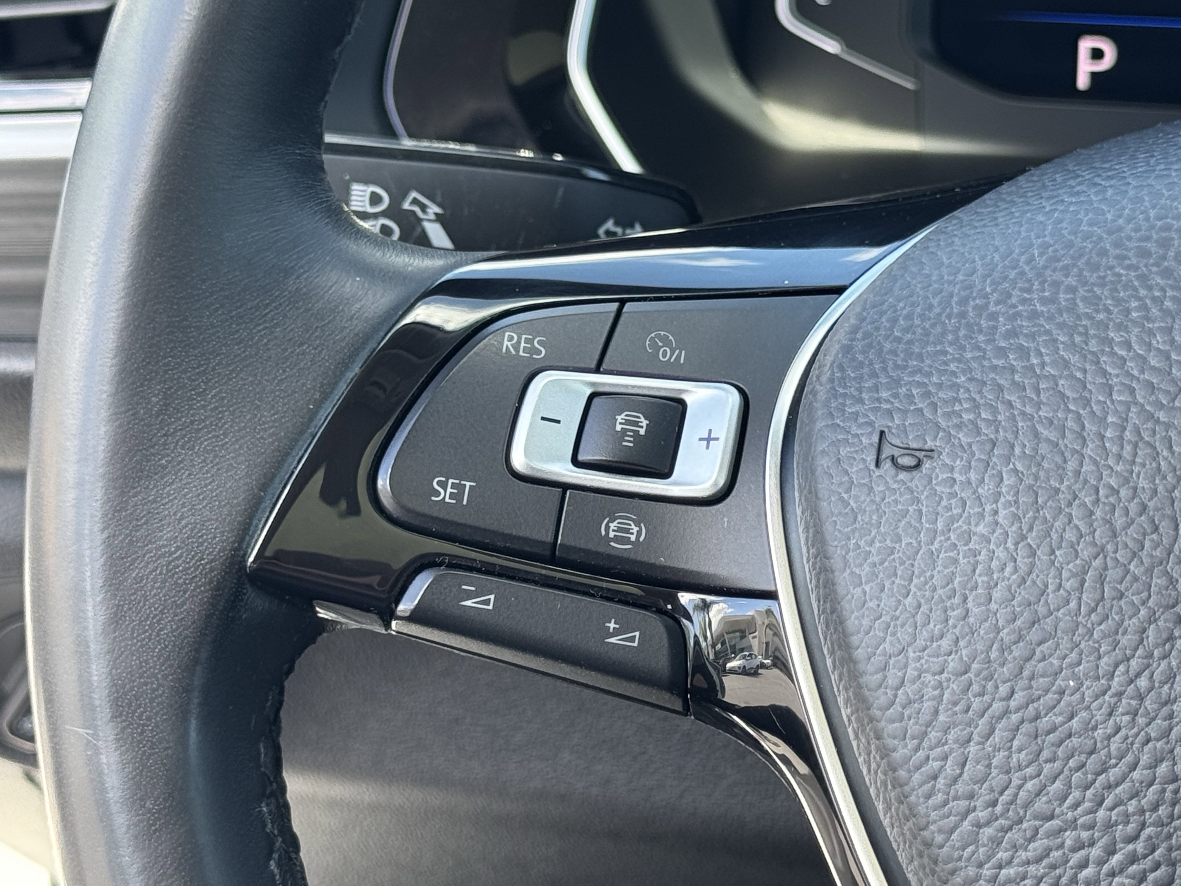 Used 2019 Volkswagen Jetta SEL image 23