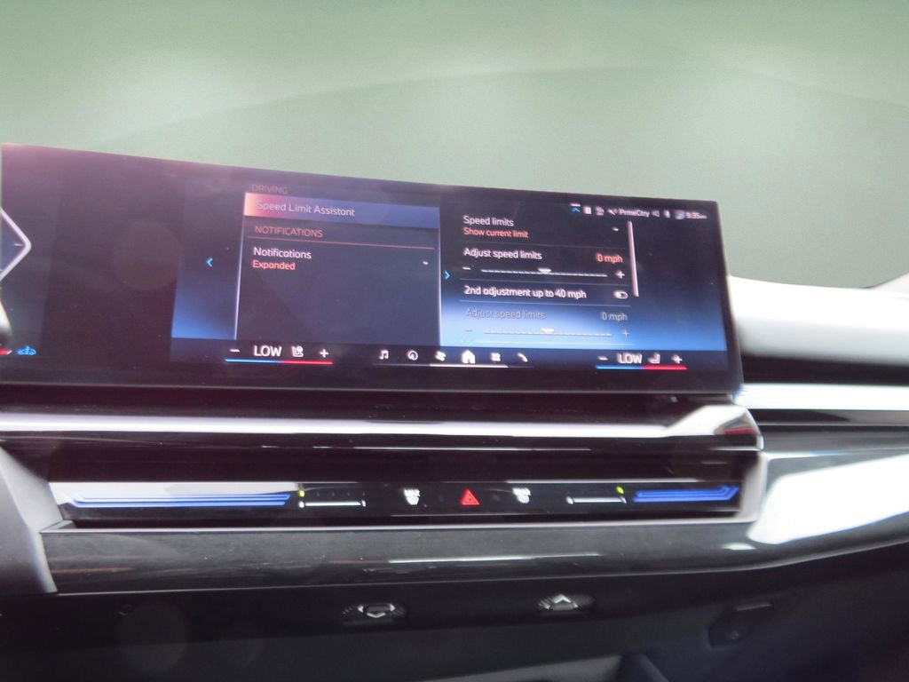 Used 2025 BMW 530i xDrive AWD/4WD image 20