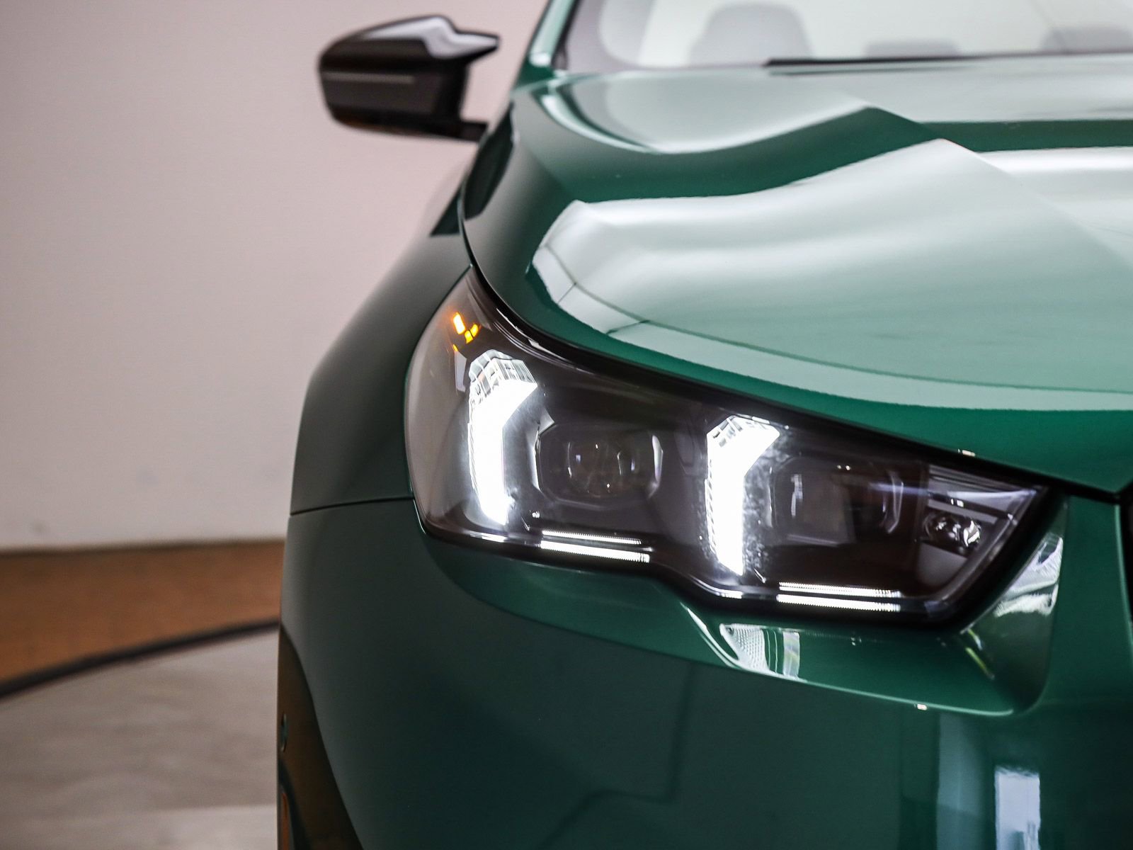 Used 2026 BMW M5 w/ Carbon Package image 7