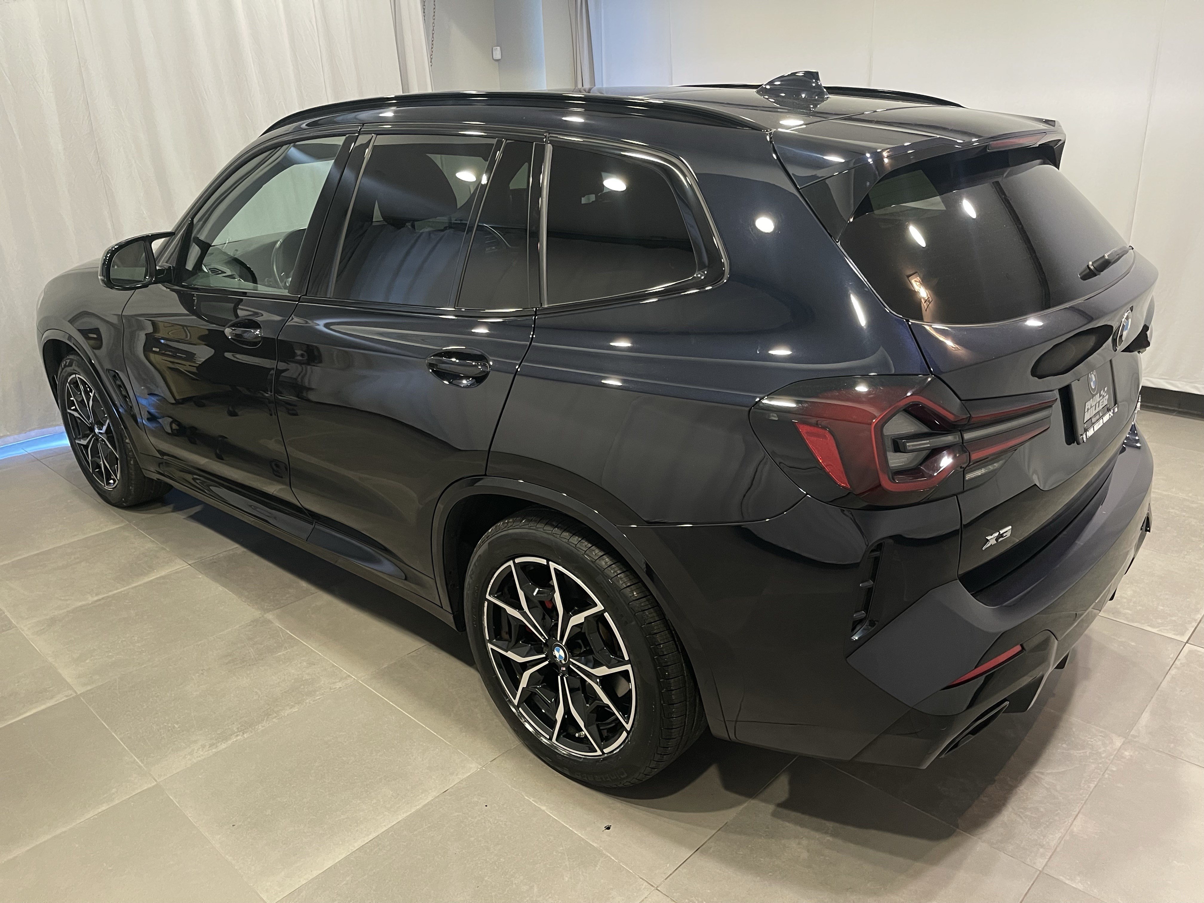 Certified 2024 BMW X3 M40i w/ Shadowloine Package AWD/4WD image 4