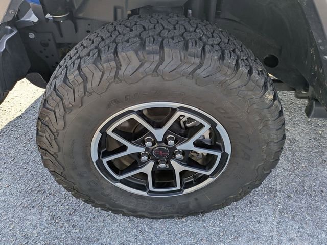 Used 2025 Jeep Wrangler Unlimited Rubicon image 9