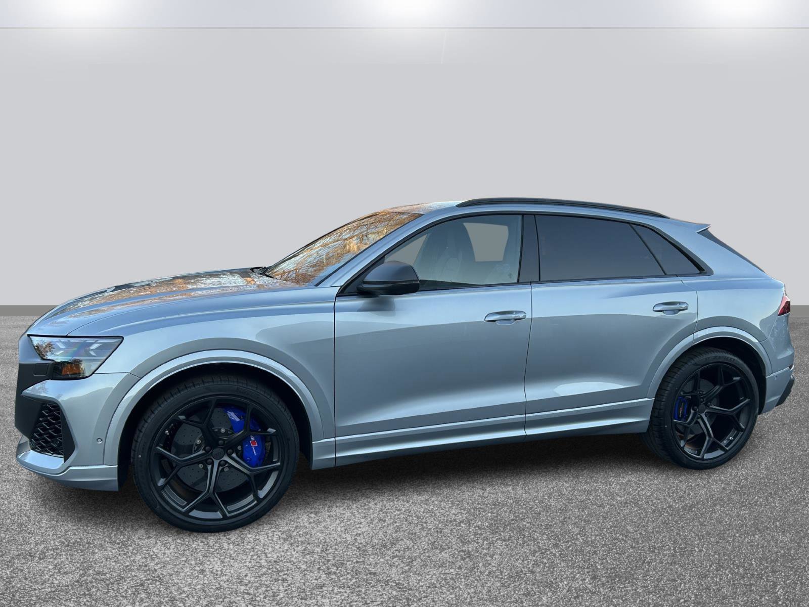 New 2026 Audi RS Q8 performance image 3