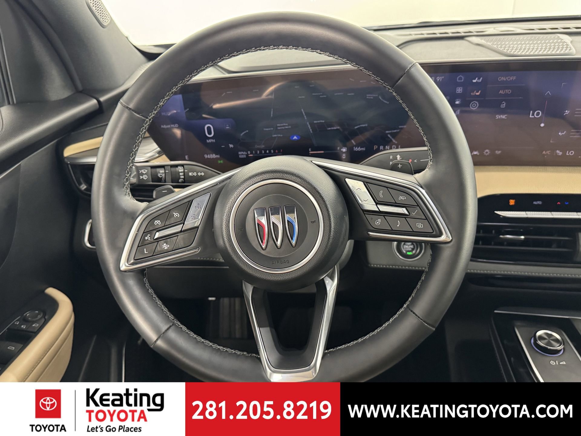 Used 2025 Buick Enclave Preferred w/ Power Package FWD image 27