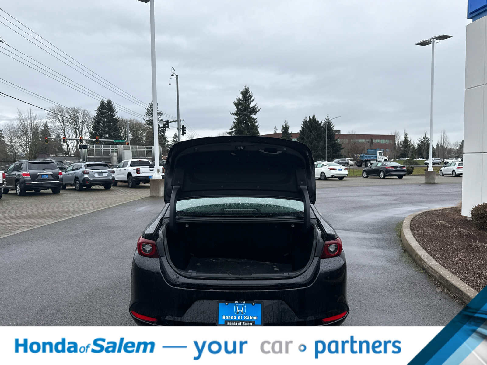 Used 2024 MAZDA MAZDA3 s image 19