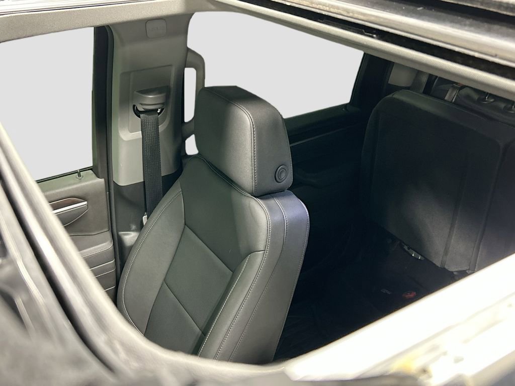 Used 2025 GMC Sierra 2500 SLT w/ SLT Premium Package image 23