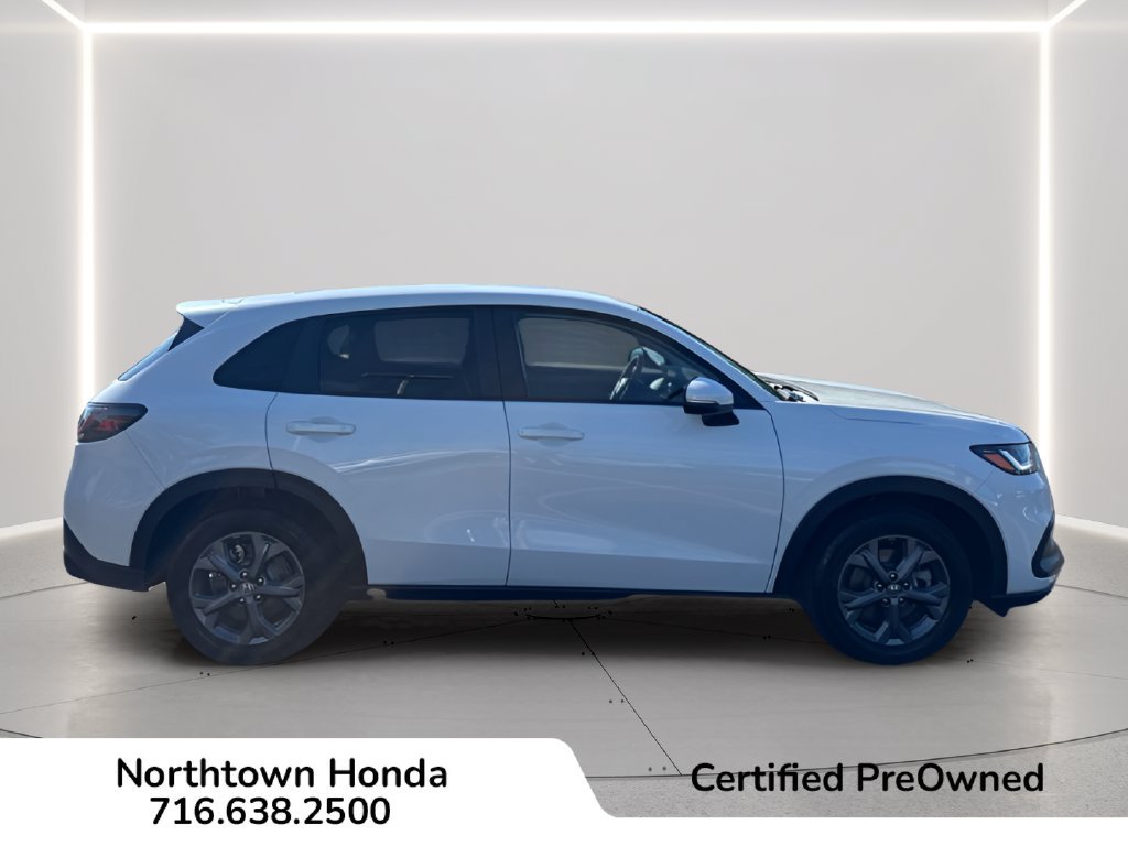 Certified 2027 Honda HR-V LX image 3