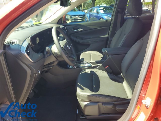 Certified 2024 Buick Encore GX Sport Touring FWD image 17