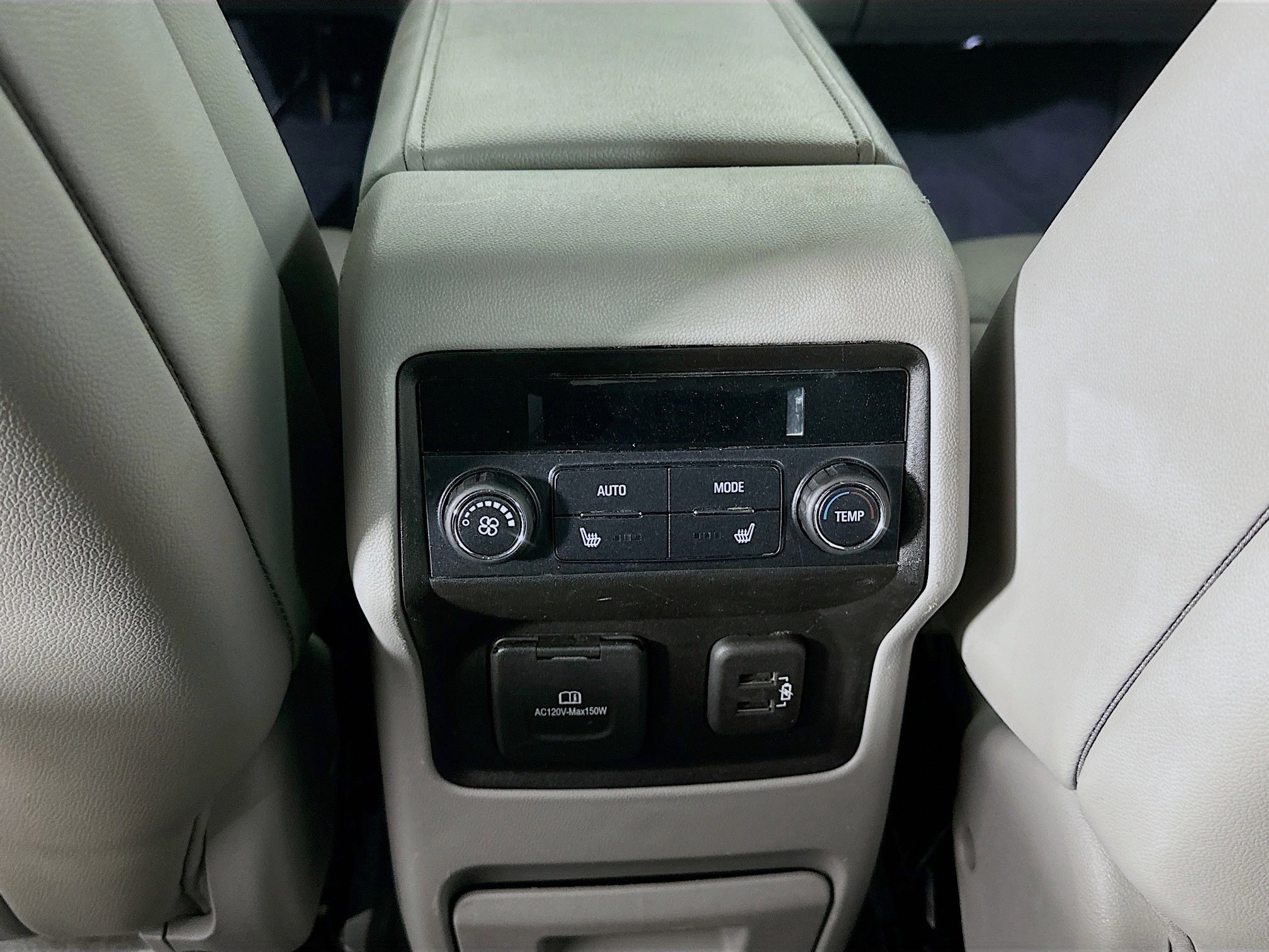 Used 2019 GMC Acadia SLT FWD image 27