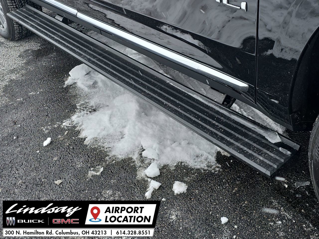 New 2026 GMC Yukon XL Denali w/ Sun & Power Step Package image 41