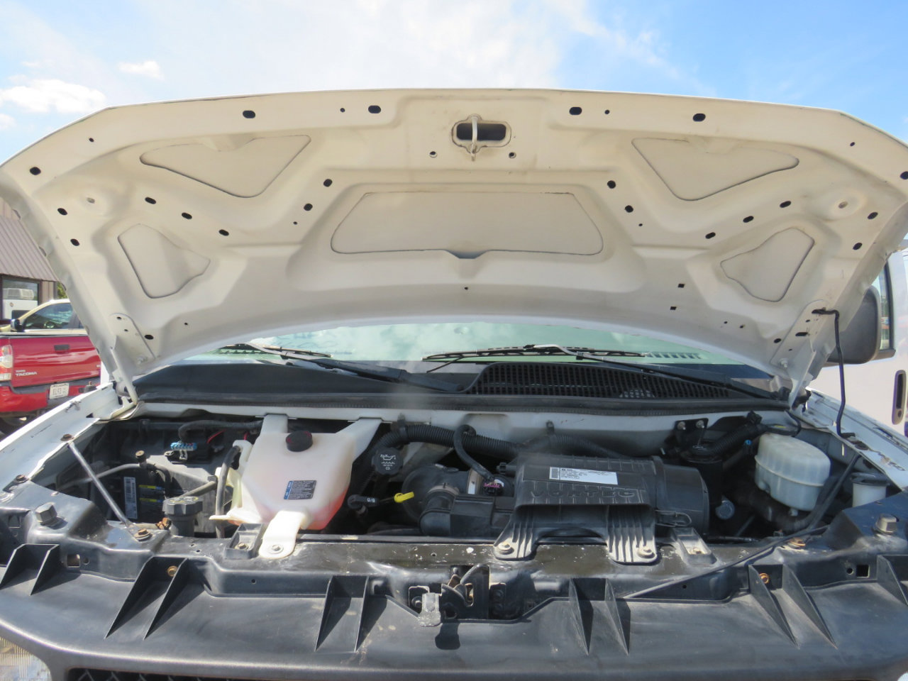 Used 2009 Chevrolet Express 2500 Extended image 39