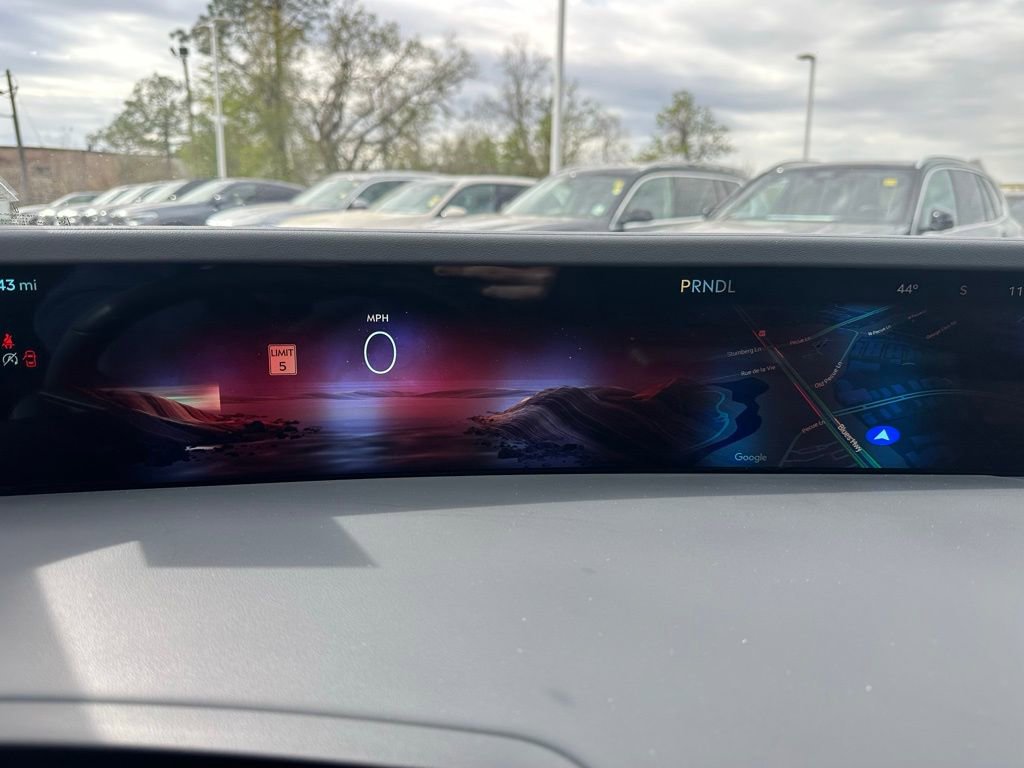 Used 2025 Lincoln Nautilus Reserve image 14