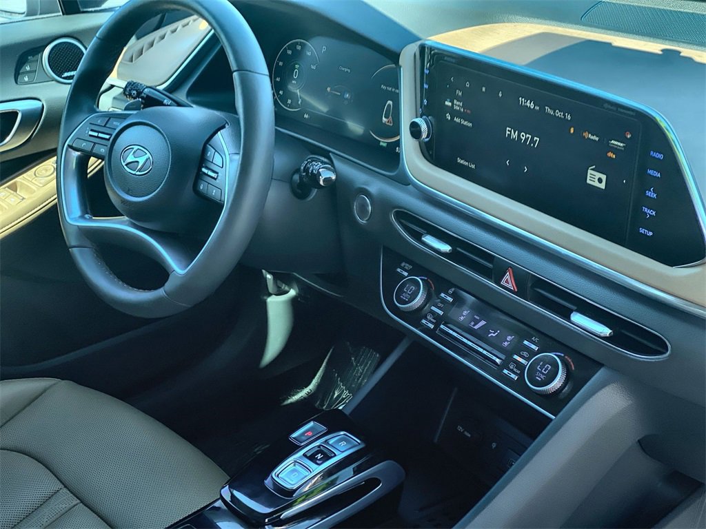 Used 2023 Hyundai Sonata Limited image 34