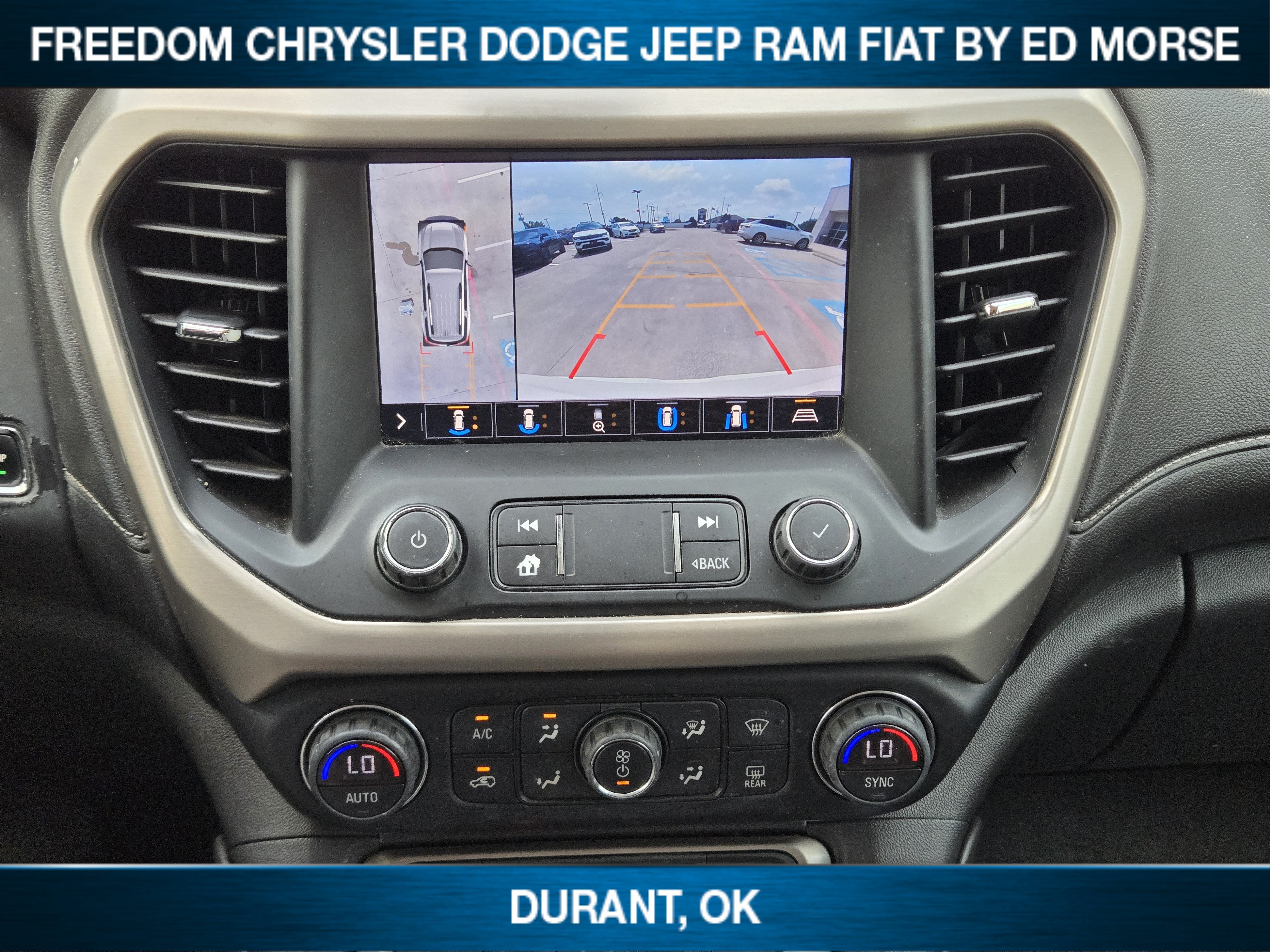 Used 2020 GMC Acadia Denali w/ Technology Package FWD image 12