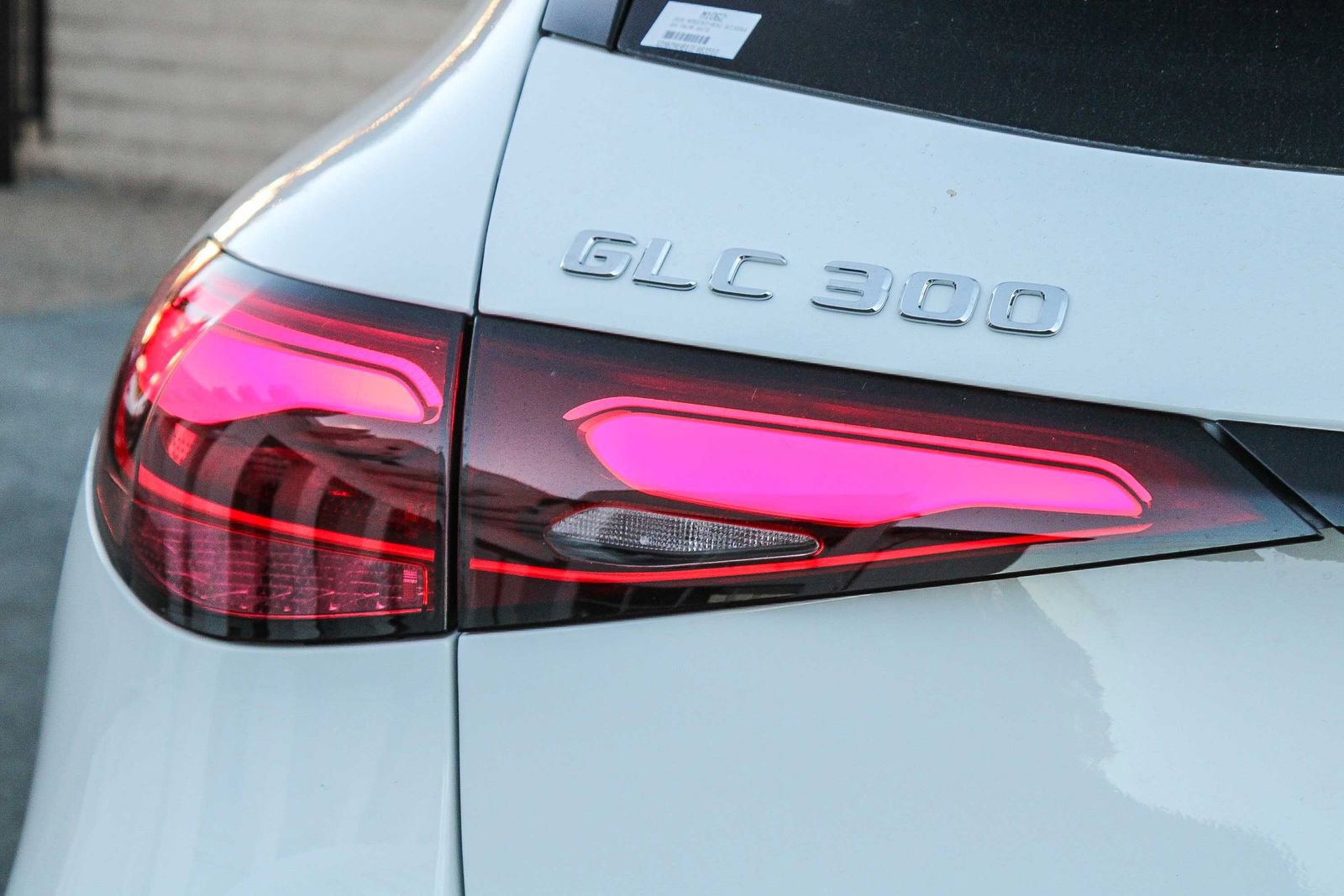 New 2026 Mercedes-Benz GLC 300 4MATIC image 9