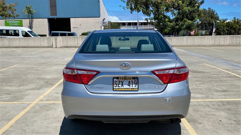 Used 2017 Toyota Camry LE FWD image 5