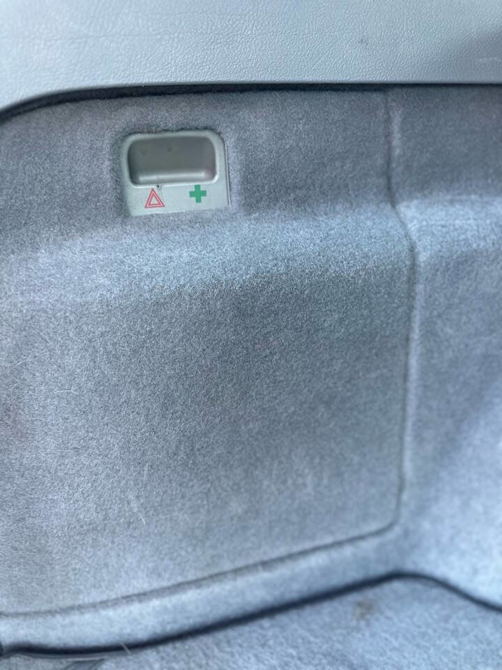 Used 2004 Volkswagen Passat GLX image 22