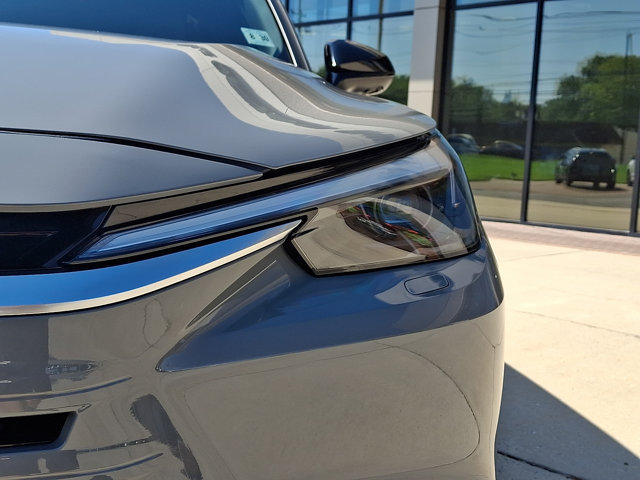 Certified 2025 Lexus TX 500h AWD image 9