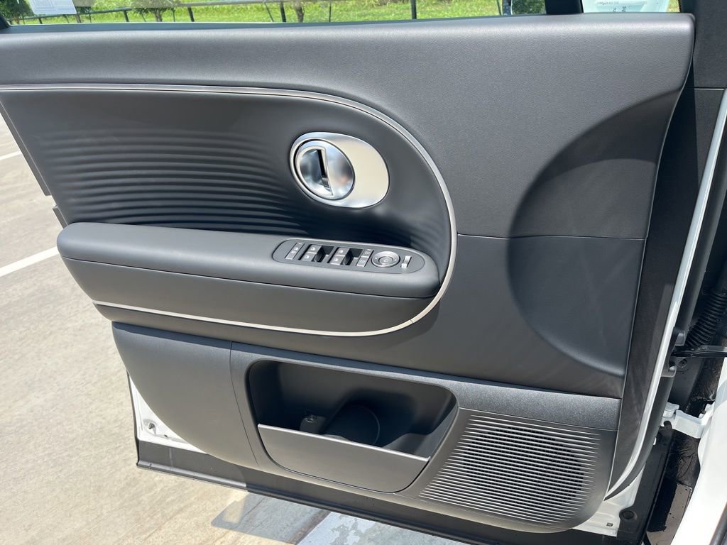 New 2026 Hyundai Ioniq 9 SEL image 24