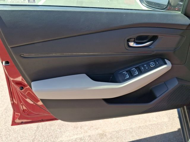 Used 2025 Honda Accord SE image 9