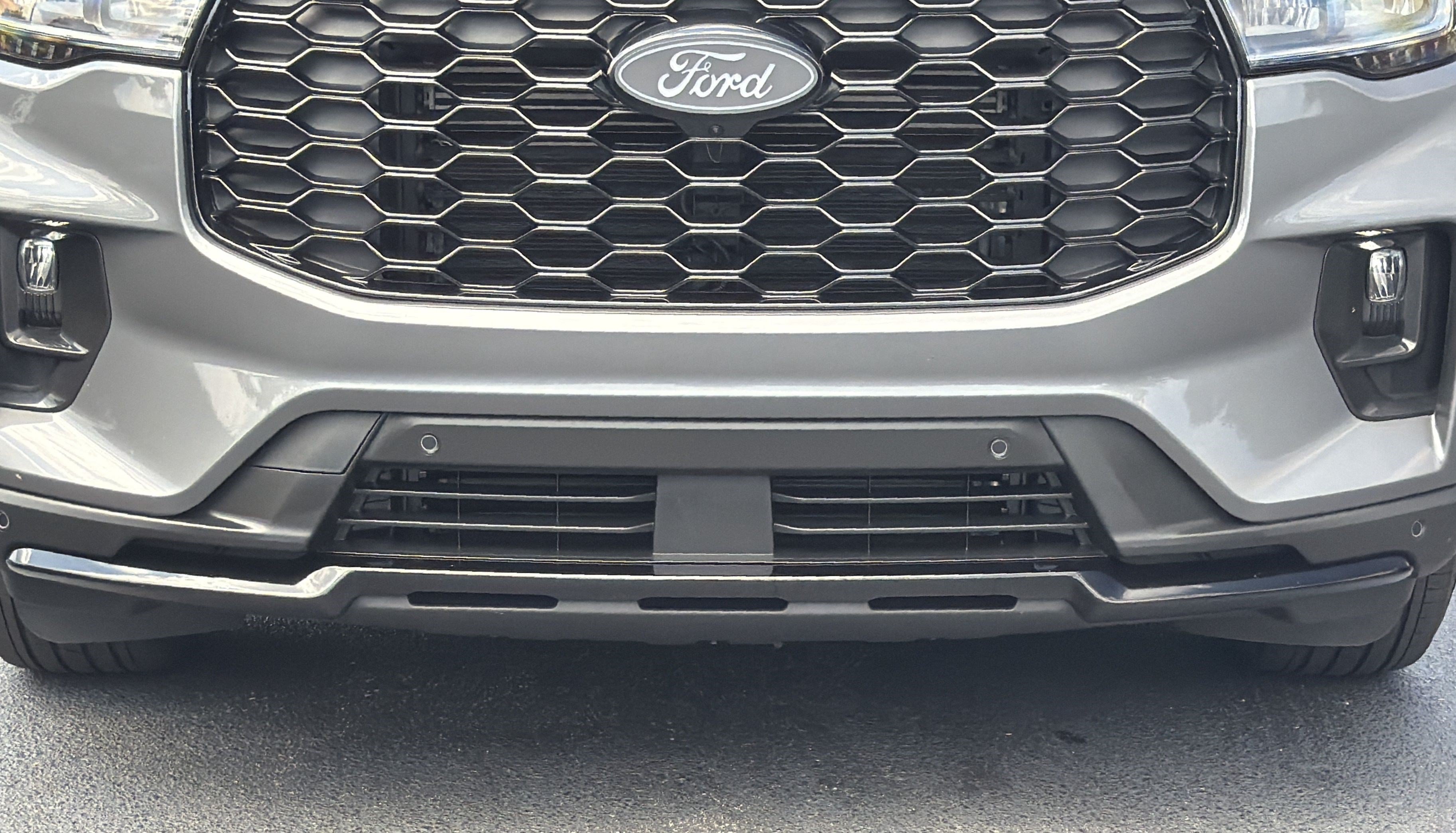 Used 2025 Ford Explorer ST-Line RWD image 18
