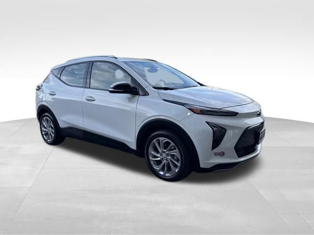 Used 2023 Chevrolet Bolt EUV LT w/ Driver Confidence Package image 7